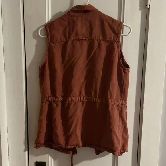 Sanctuary Vest - Picture 2 of 4